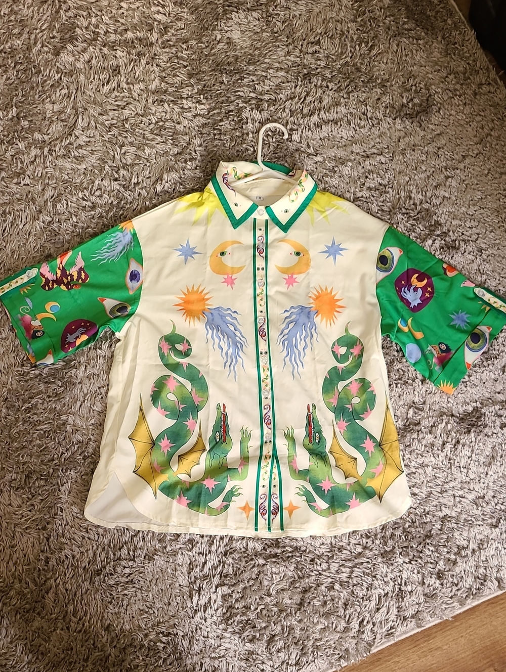 Cream & Green Excentric Graphic Button-Up Shirt